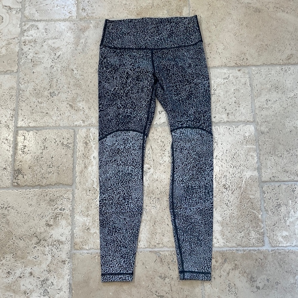 Wunder Train High-Rise Tight 28"